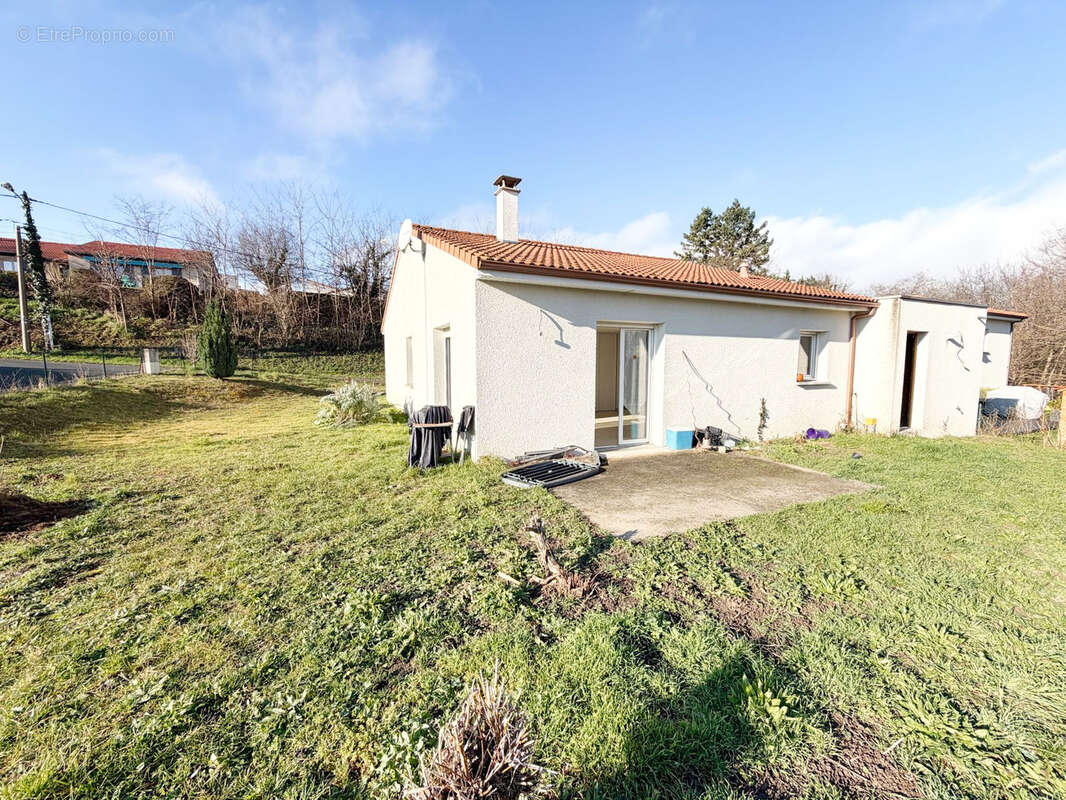 Maison à PONT-DU-CHATEAU