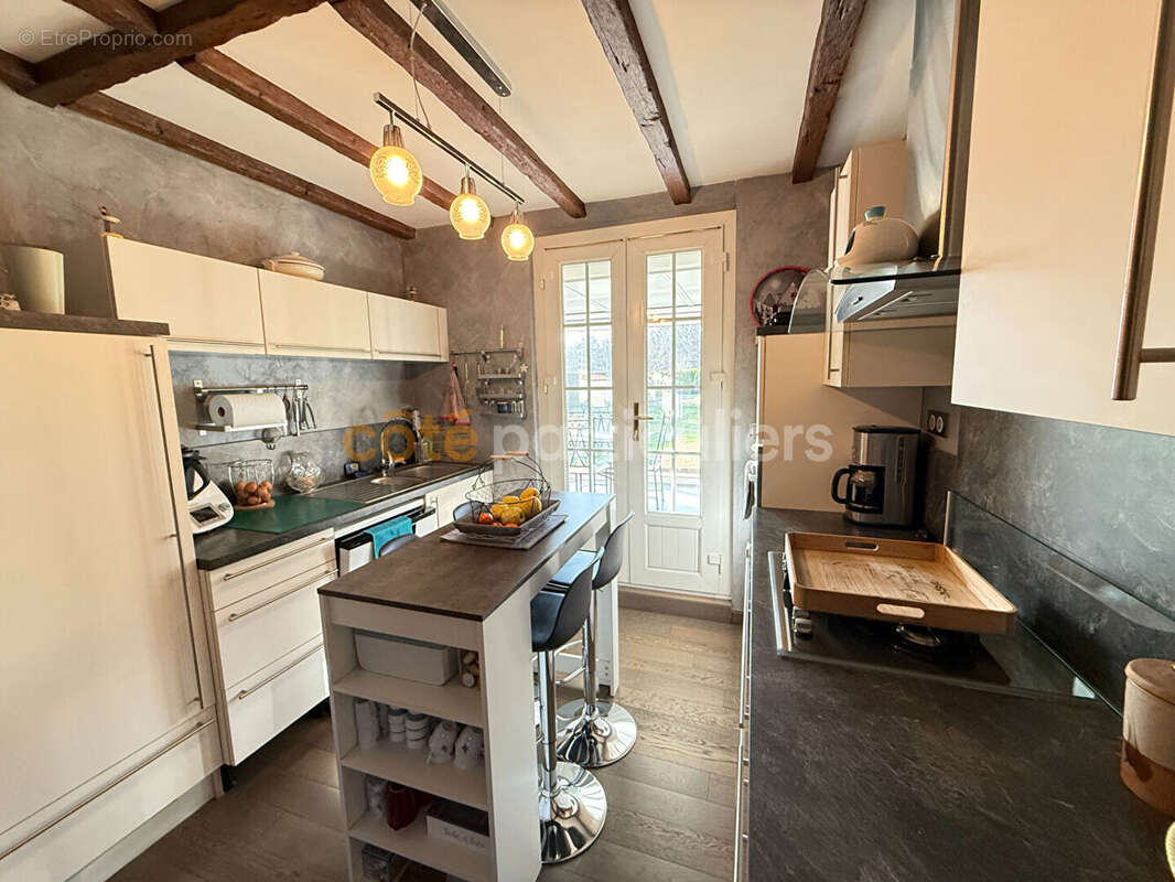 Maison à LA BONNEVILLE-SUR-ITON