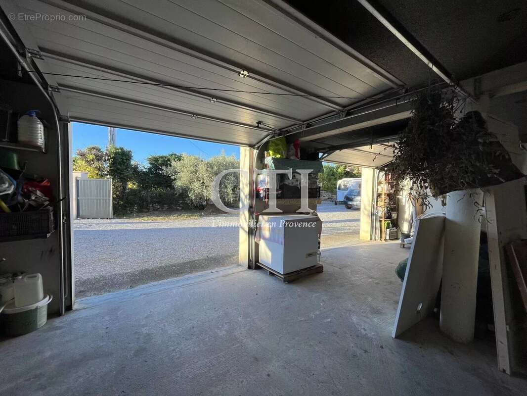 Maison à MIRABEL-AUX-BARONNIES