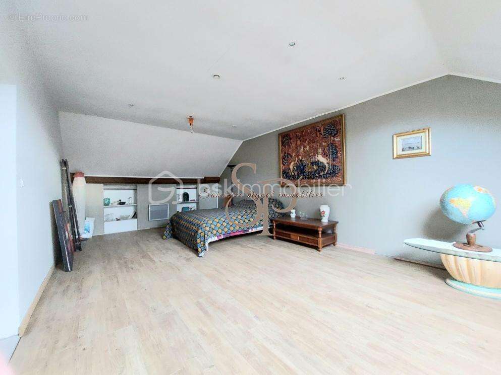 Maison à FONTAINE-LA-GAILLARDE