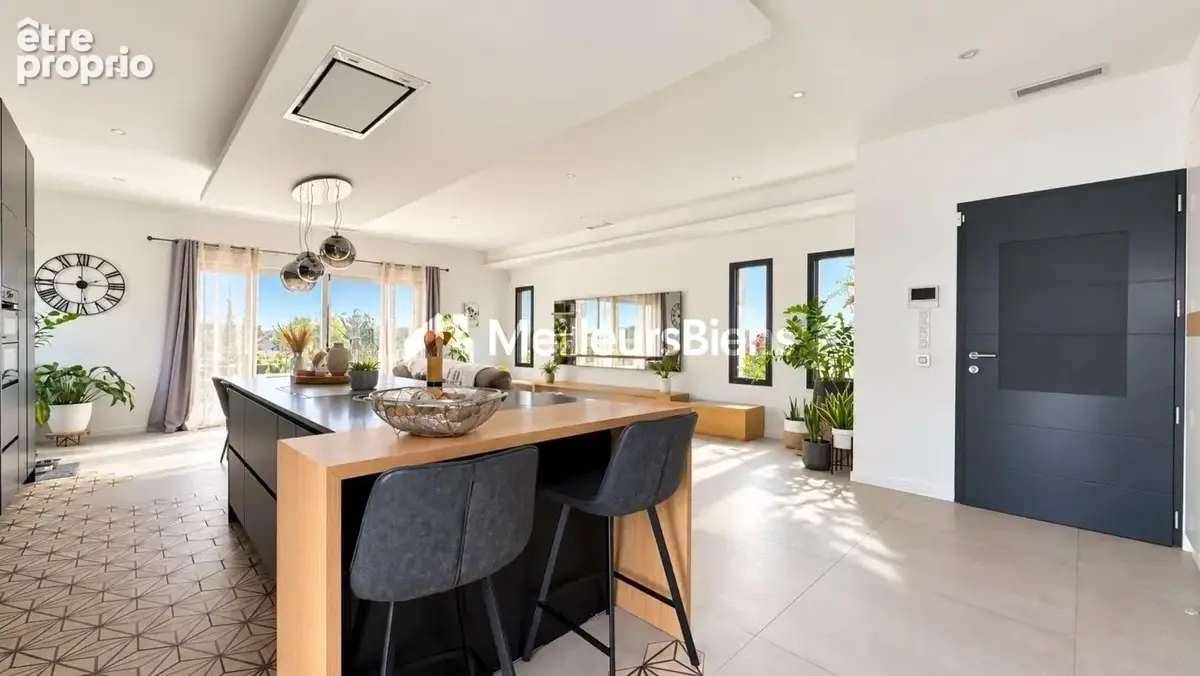 Maison récente de 147 m² avec piscine chauffée, suite parentale et garage - photo 5