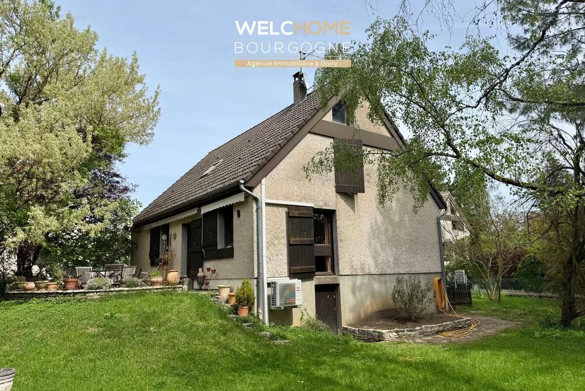 Maison à GIVRY
