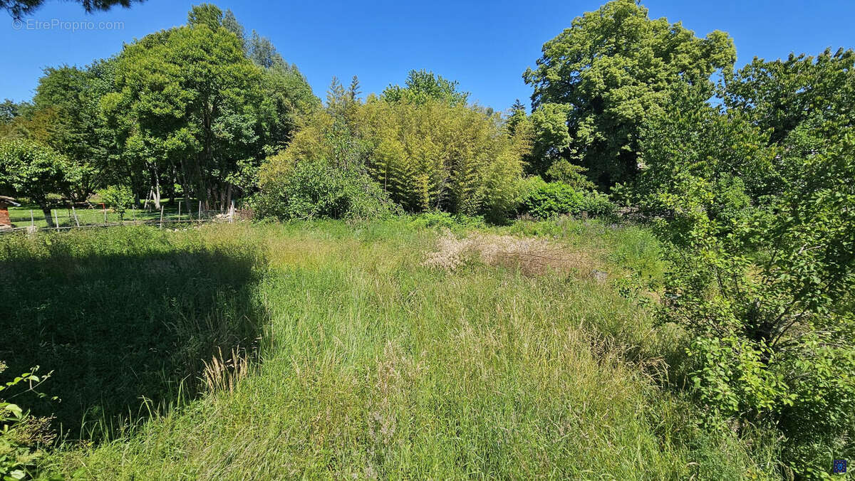 Terrain à NANCRAS