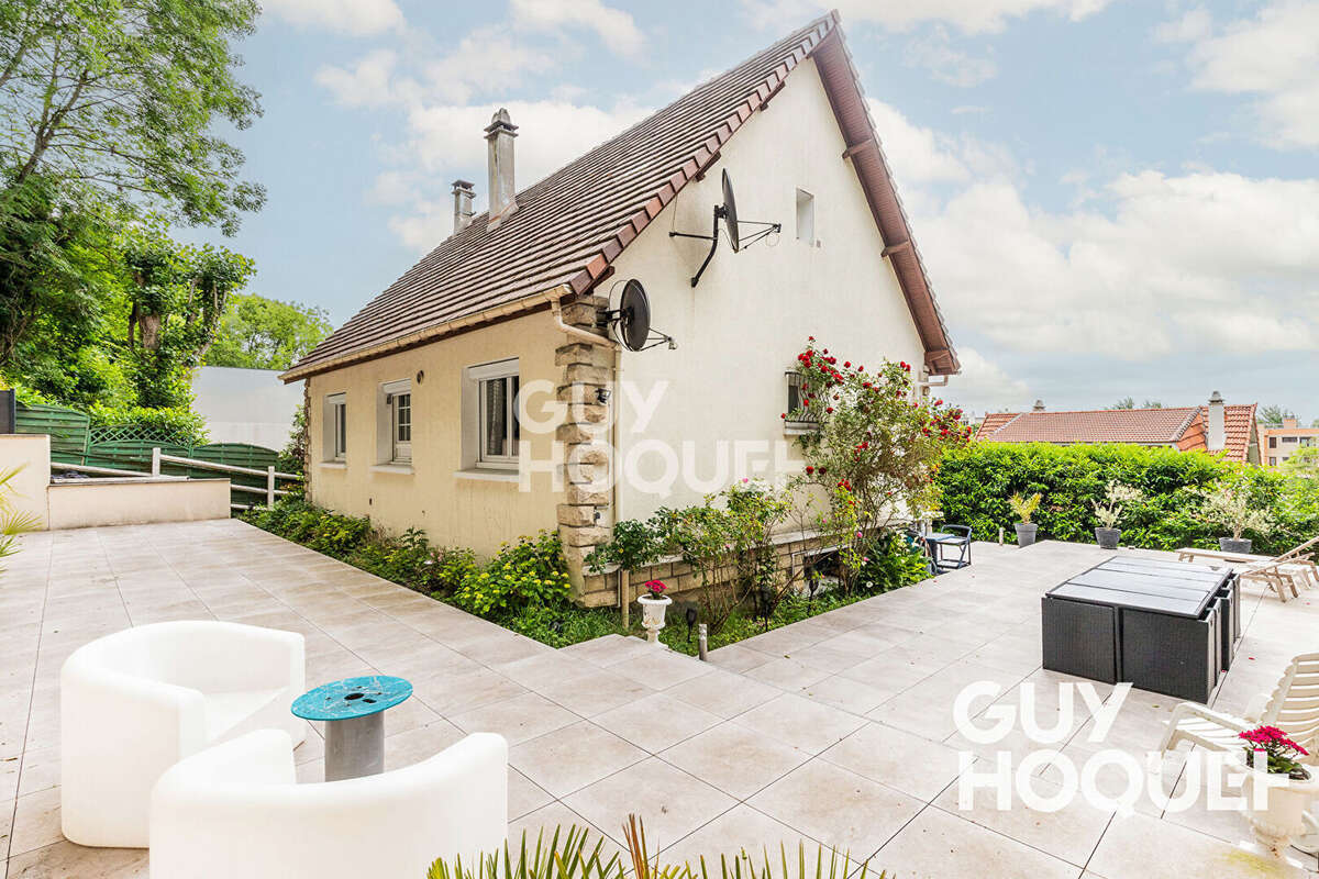 Maison à ATHIS-MONS