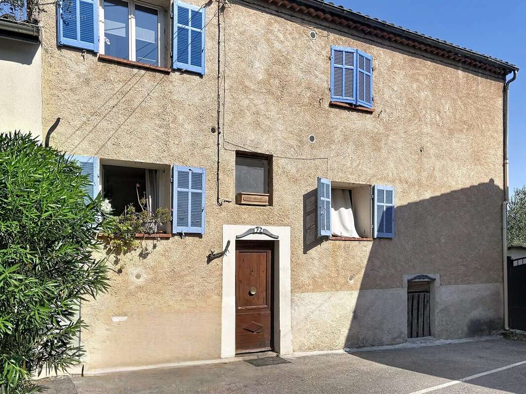 Appartement 141 m² à La Roquette-Sur-Siagne  - photo 2