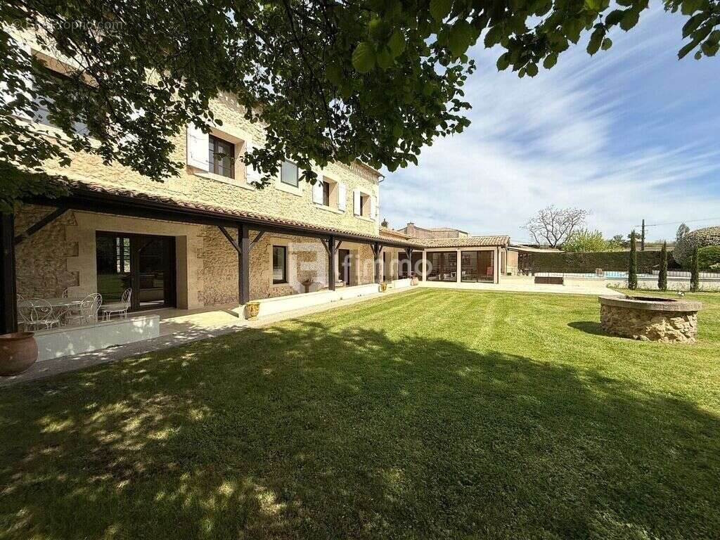 Maison de maître 360m2 - 5 chambres - piscine - dépendances - photo 10