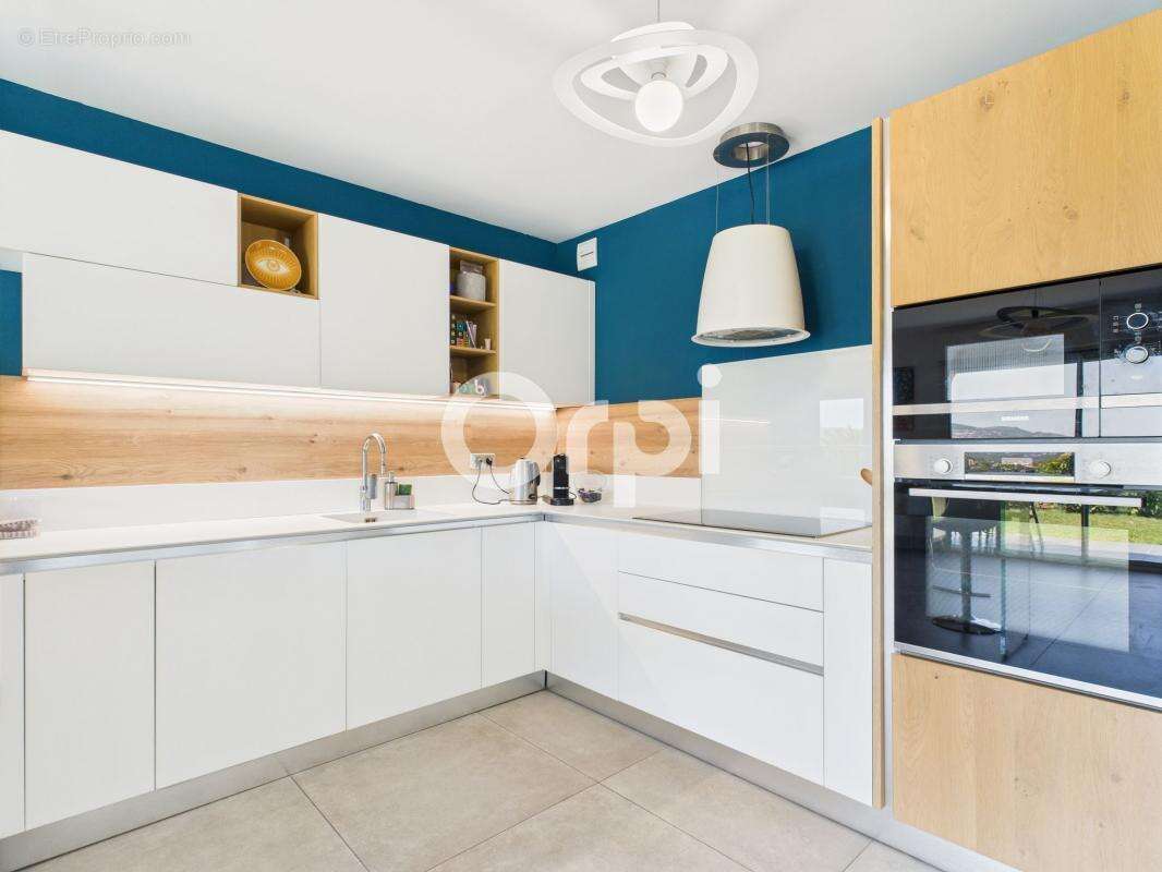 Maison à MANDELIEU-LA-NAPOULE