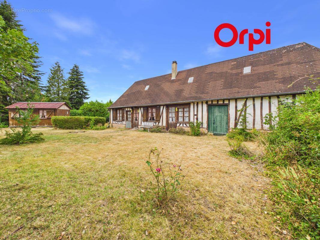 Maison à MENNEVAL