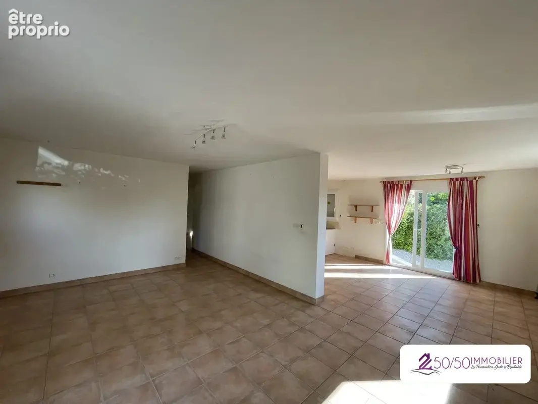 Maison 5 pièces 104 m² à vendre à Plouescat (29430) - photo 8