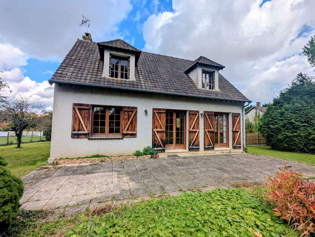 Maison à MILLY-LA-FORET