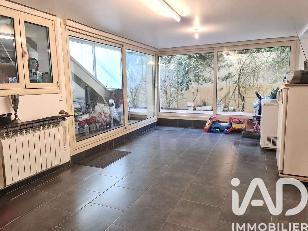 Maison 160 m² à Gagny  - photo 8