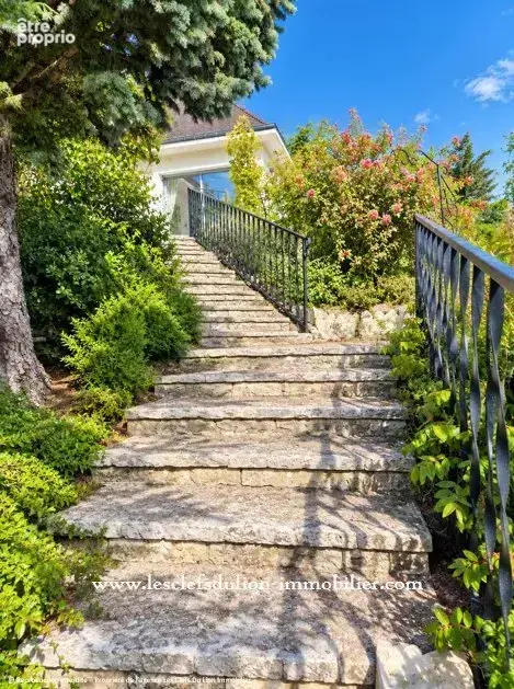 Élégante maison traditionnelle avec vue dominante - photo 5