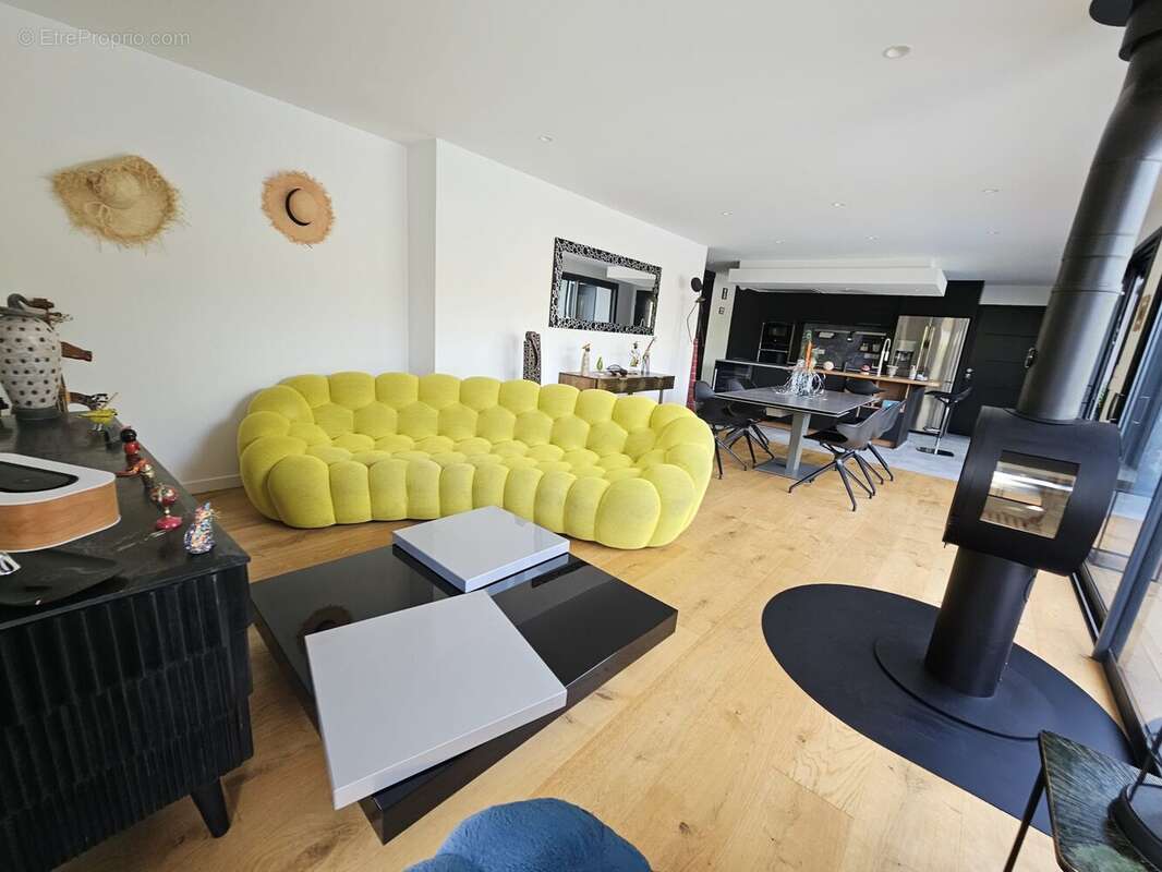 Maison 157 m² à Larmor-Plage  - photo 3