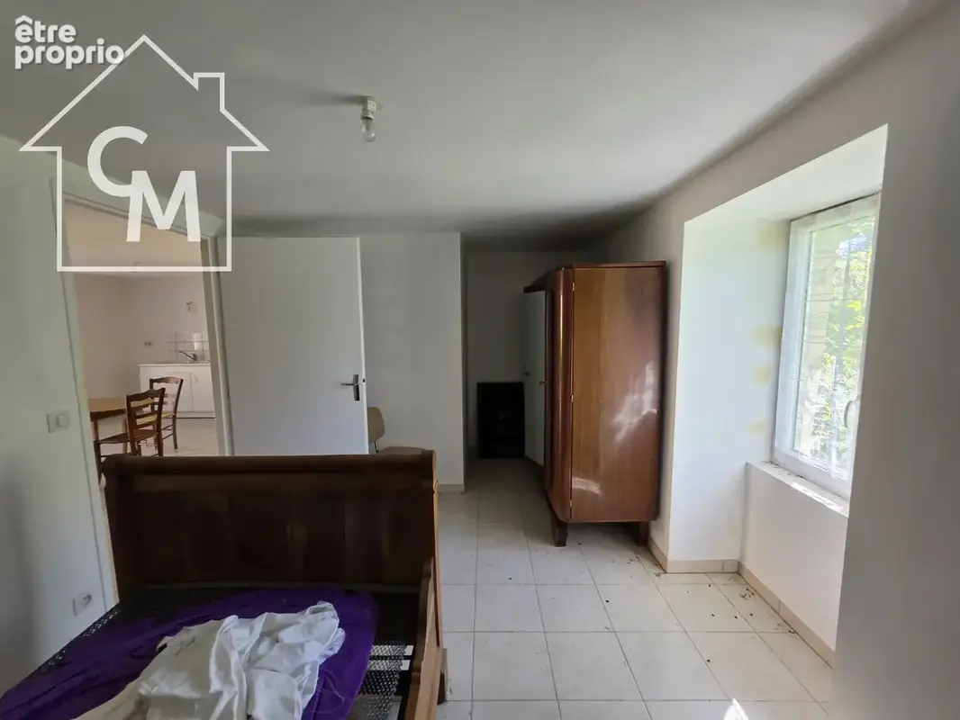 Maison à rénover avec dépendances et grange   alloue - photo 11
