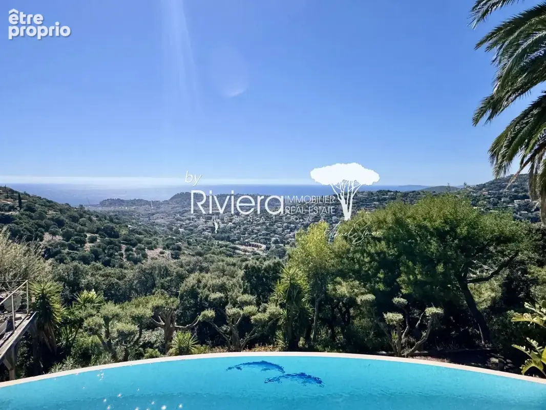 Propriete avec piscine a debordement et vue mer ! - photo 7