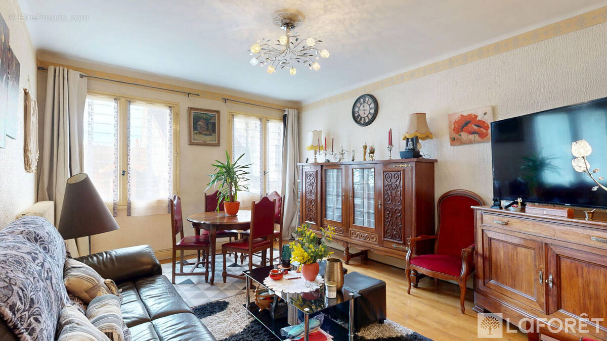 Appartement à MOULINS