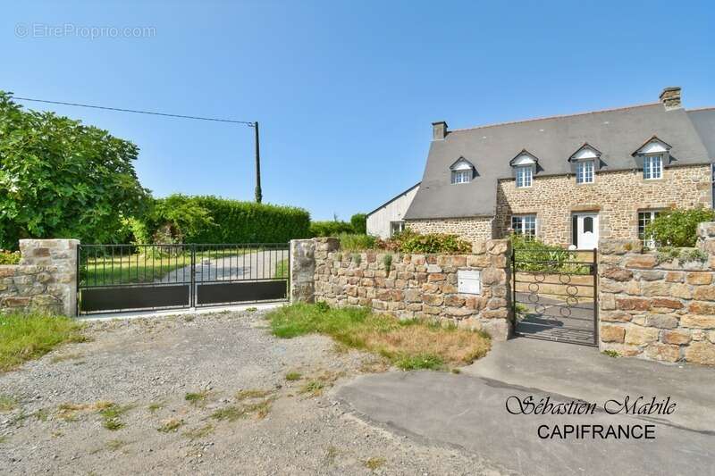 Maison à vendre 5 pièces SAINS (35) en Bretagne en Baie du Mont Saint Michel - photo 2