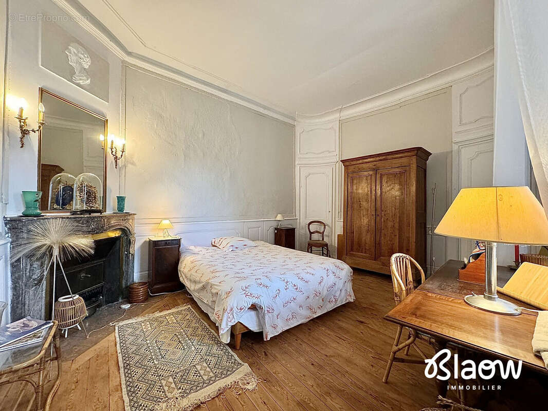 700 m² à Givors  - photo 3