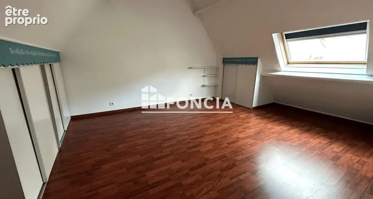 Chartres basse ville et 10 min de la gare - appartement de 2 pieces en duplex - photo 9
