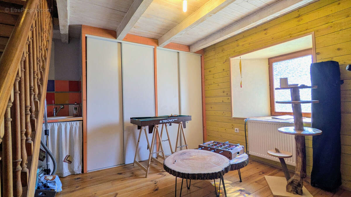 Maison en pierre de 196m2 - photo 12