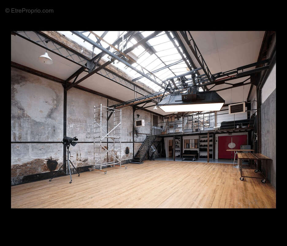 Commerce à MONTREUIL