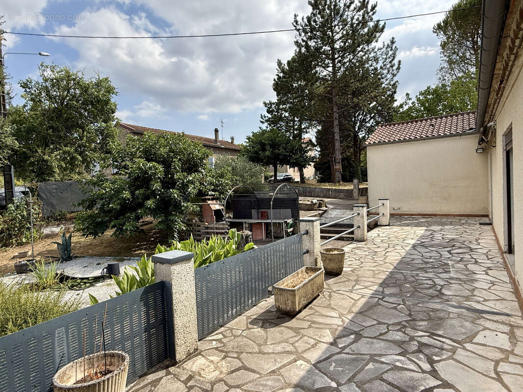 Cagnac les Mines - Maison T5 - 112 m2 - environ 1500 m2 - Superbe point de vue. - photo 4
