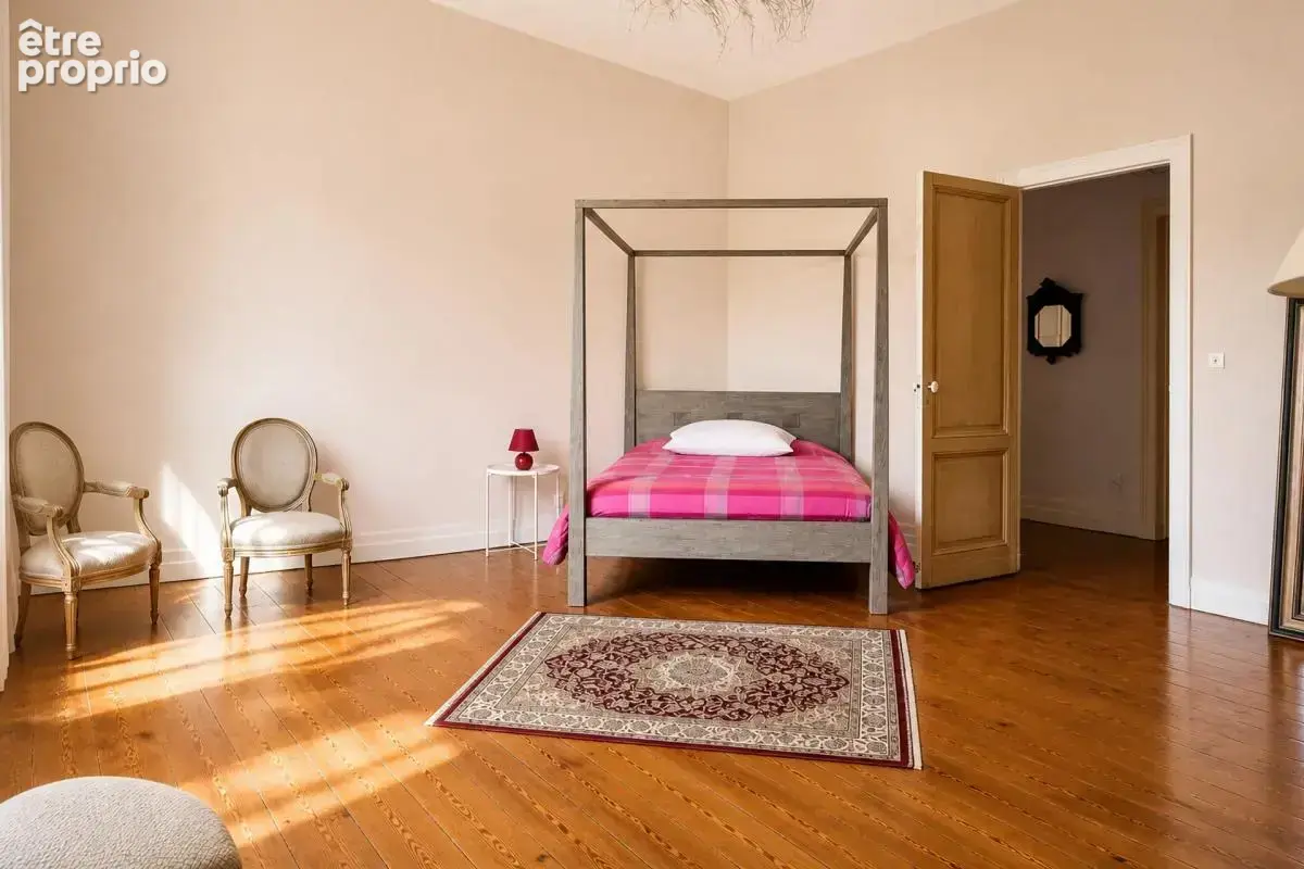 Propriété de 12 pièces de 820 m² à Samazan - photo 11