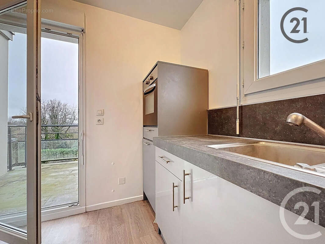 Appartement à TINQUEUX