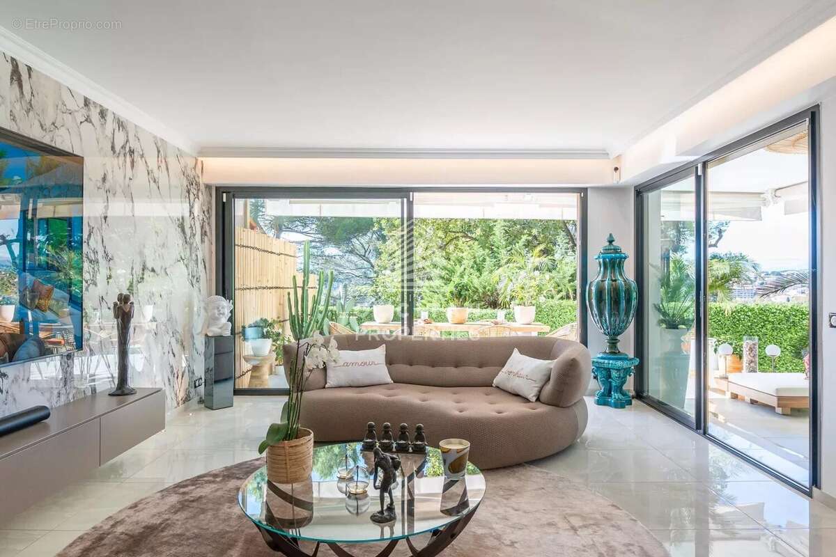 Appartement à CANNES