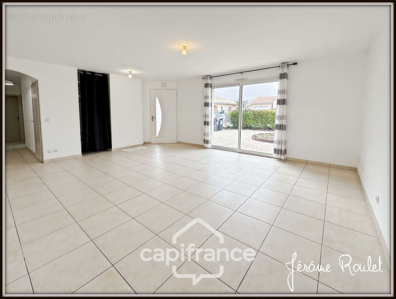 Maison à VOUNEUIL-SOUS-BIARD