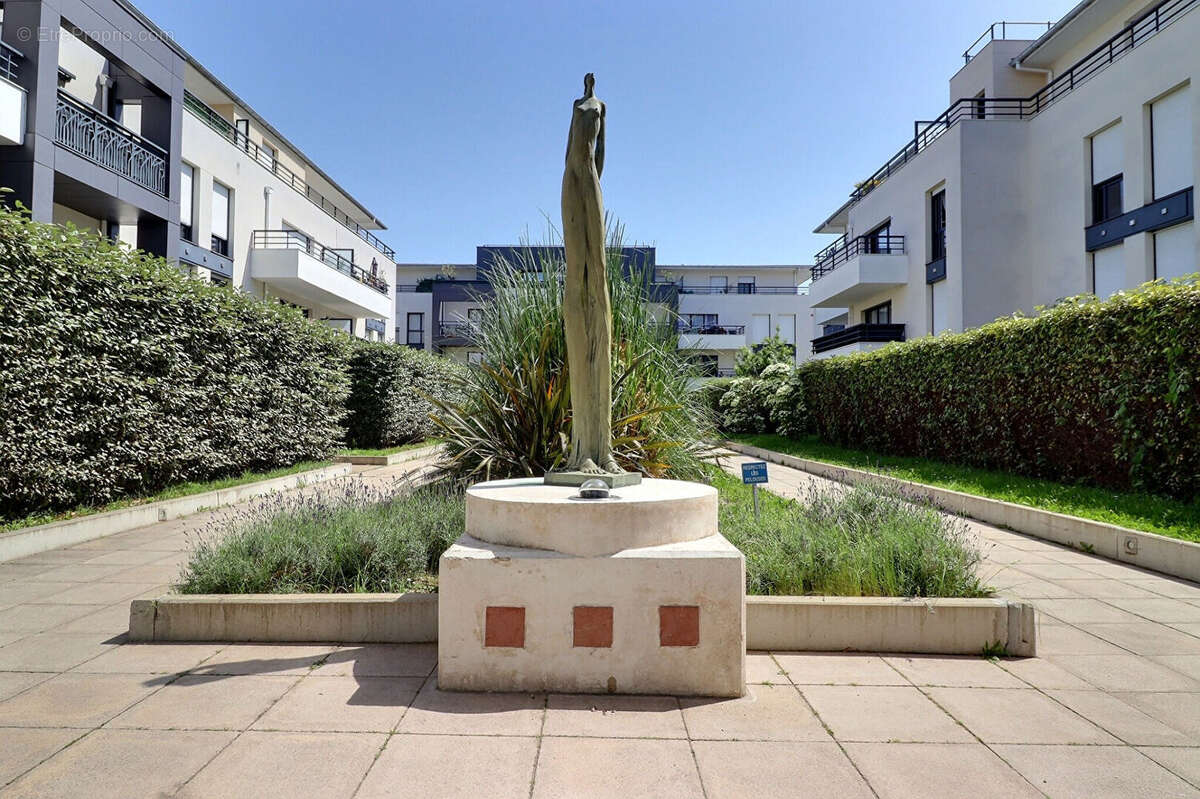 Appartement à COLOMBES