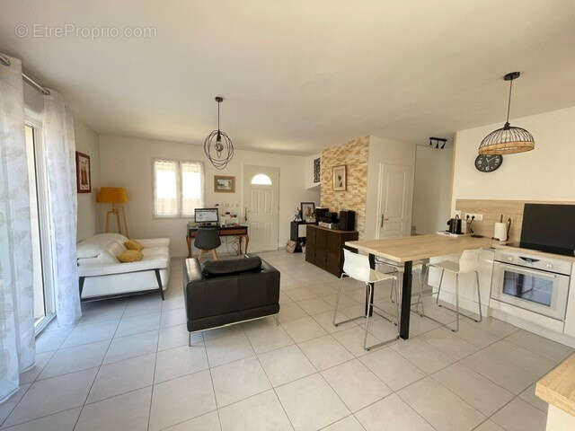 Ales - villa t4- excellent état - 85 m2 - jardin - garage. - photo 7