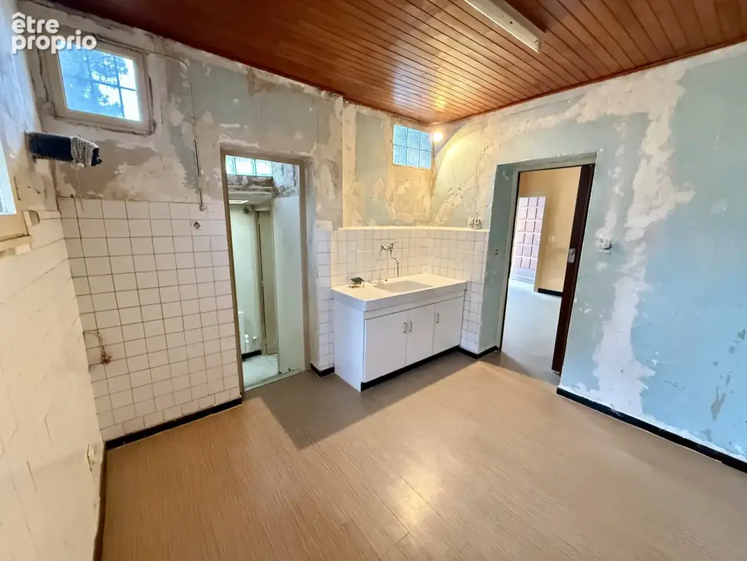 SALAISE SUR SANNE !! Maison mitoyenne, 57 m2 habitables environ, 2 chambres. - photo 7