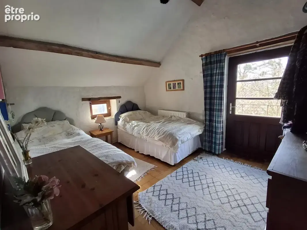 Charmante propriété équestre avec carrière en sable, granges, piscine et plus de 4 hectares de terrain - photo 12