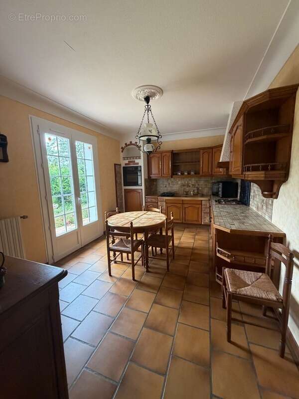 Maison à LESTELLE-BETHARRAM