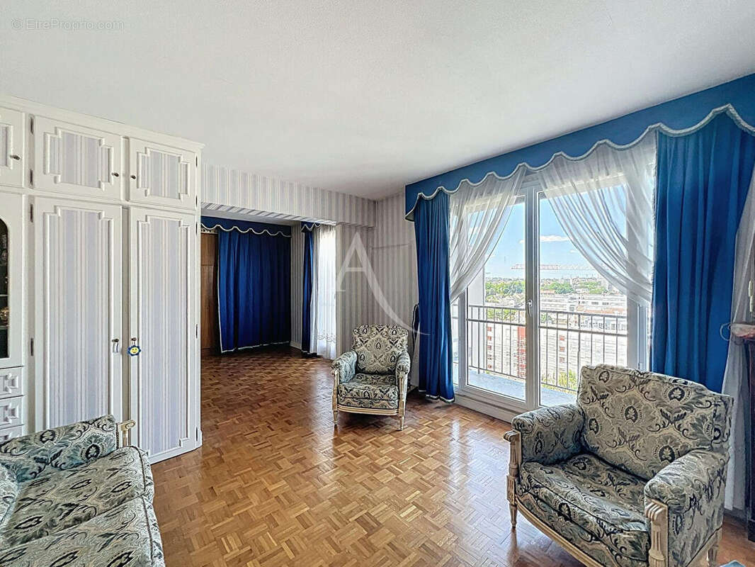 Appartement à CHELLES