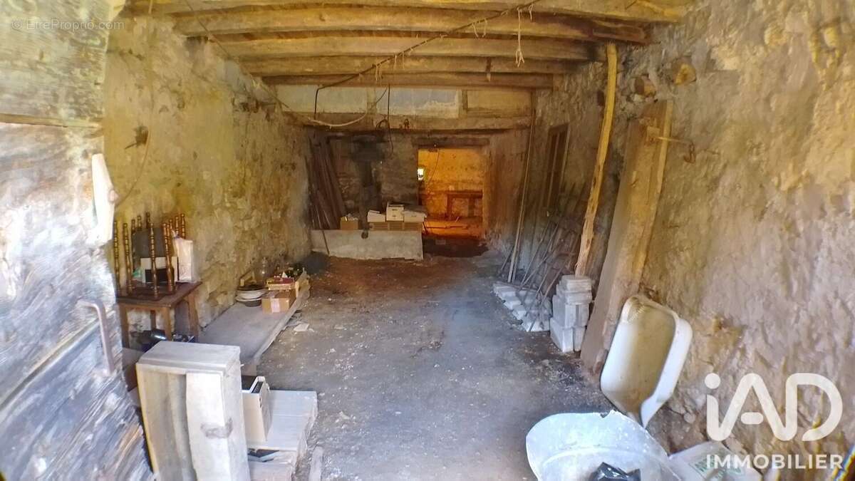 Maison 68 m² à Cuzieu  - photo 5