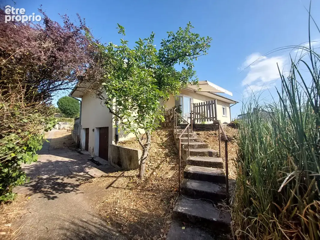Maison à JUSSY