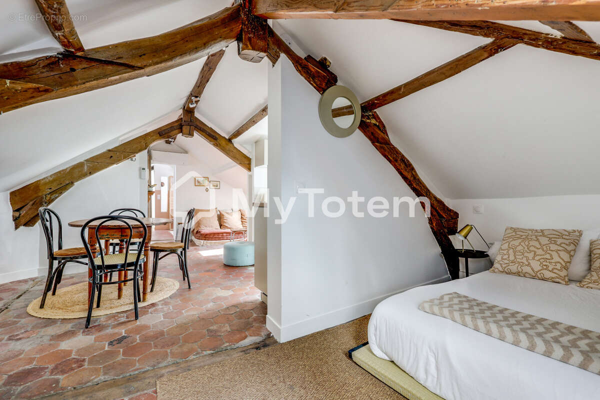 Appartement à PARIS-11E