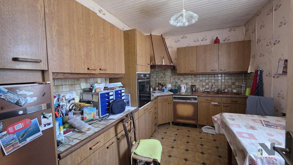 Maison 148 m² à La Meyze  - photo 2