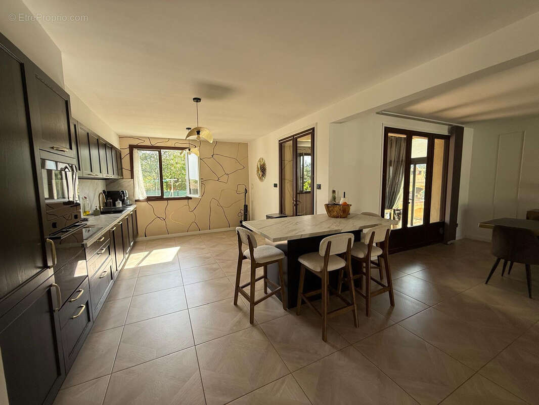 Maison à NEZIGNAN-L'EVEQUE