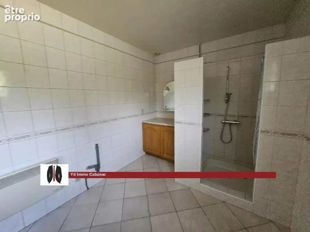 Belle propriété de plain-pied avec dependancessur près de 8 000 m² de terrain - photo 8