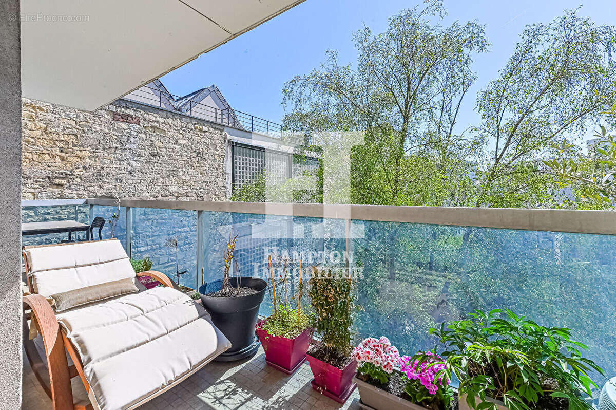 Appartement à PARIS-19E