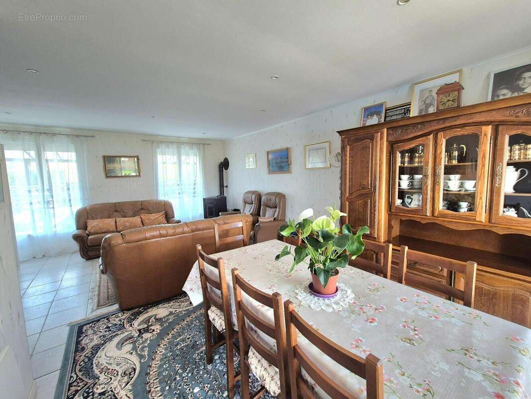 Photo 2 - Maison à FRENEUSE