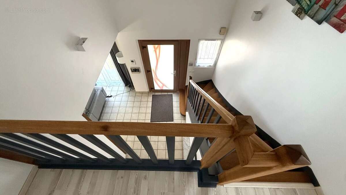 Maison à BOUFFEMONT