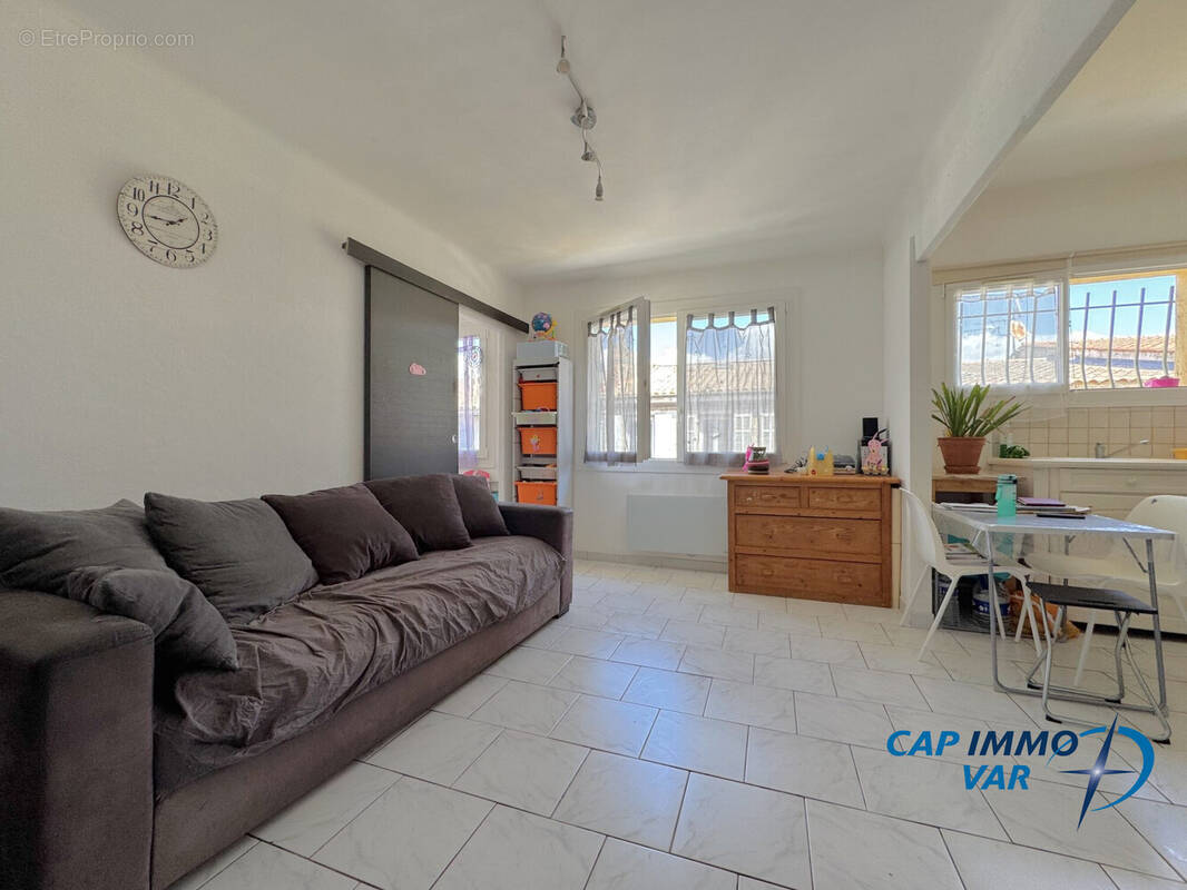 Appartement à LE BEAUSSET
