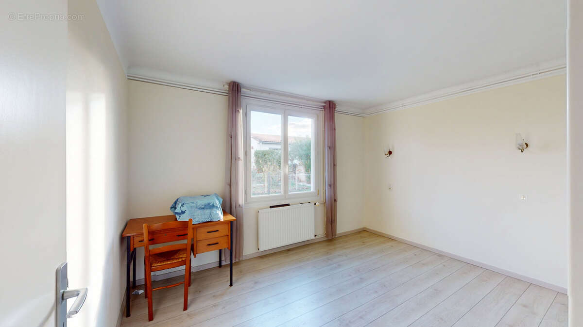 Maison à MONDONVILLE