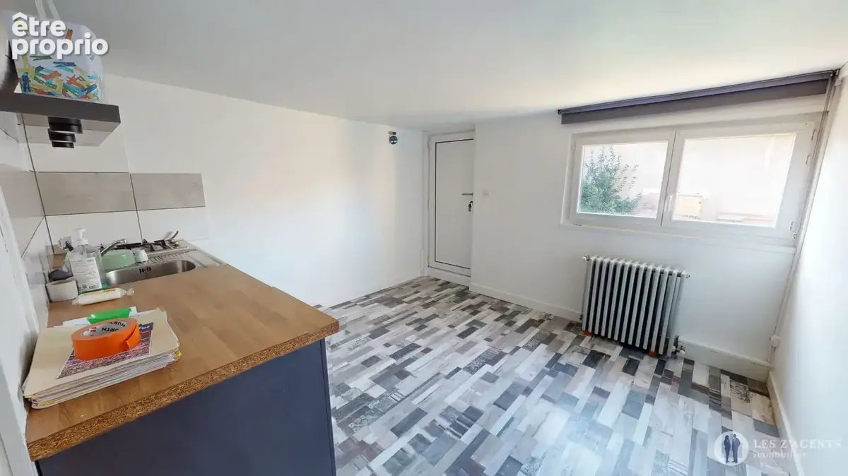 Maison T5 rénovée avec jardin et garages - photo 17