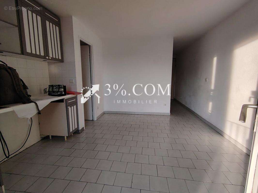 Appartement à COGOLIN