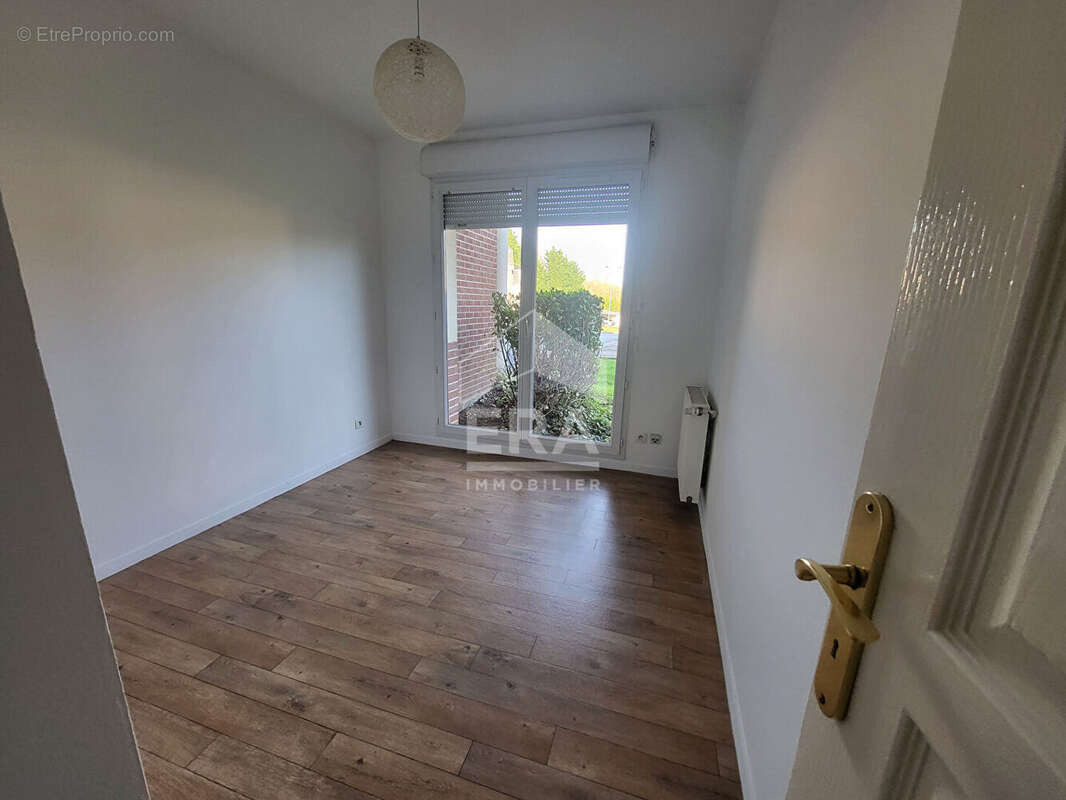 Appartement à AVION